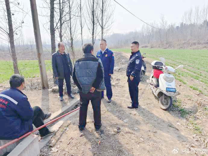 韩城公安春季防火宣传到田间。