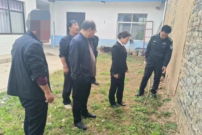 韩城法院成功化解一起邻里矛盾。