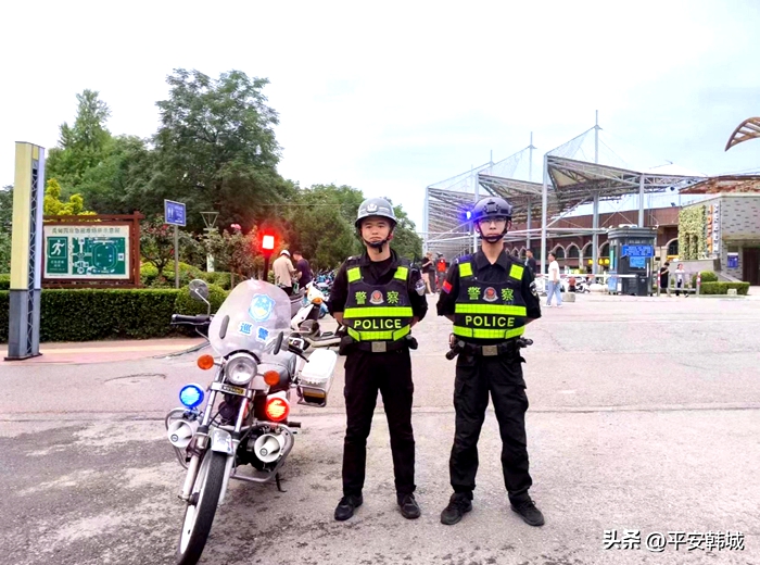 韩城公安巡特警全力开启“护考模式”。