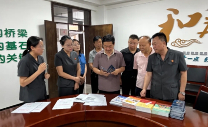 合阳县关工委到合阳法院检查指导工作。