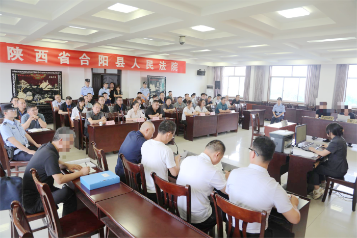 合阳县委依法治县办组织开展行政处罚案件庭审观摩活动。