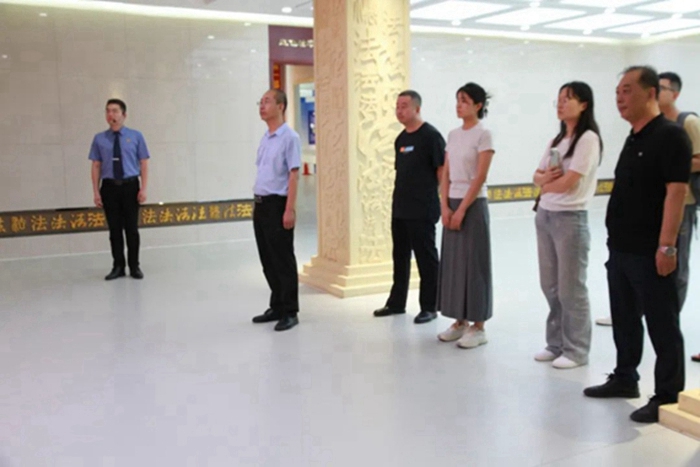 咸阳市三原县人民检察院到富平县检察院交流学习。