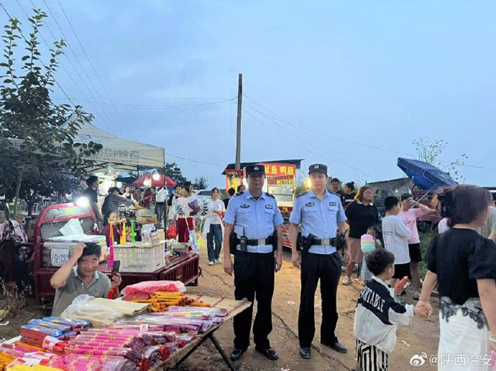 富平圆满完成太白山庙会执勤任务。
