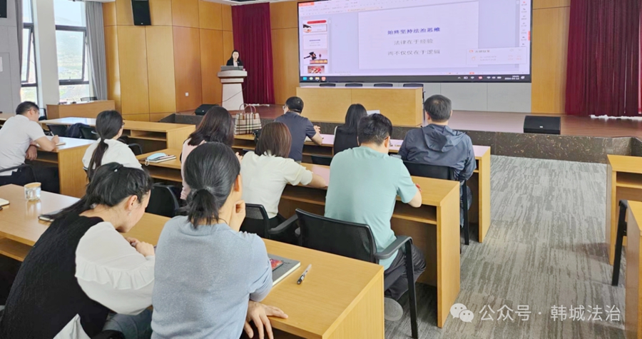 韩城市司法局深入开展民企“大走访”活动。