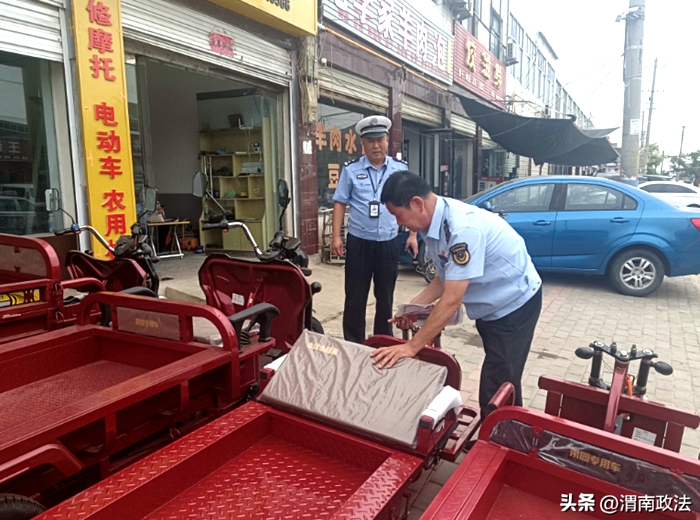 大荔公安交警联合相关职能部门开展打击“货车非法改装、电动车非法销售”专项治理工作。