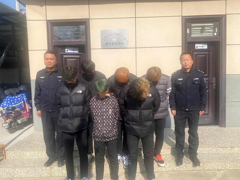 临渭公安巡特警破获多起盗窃车内财物案件。