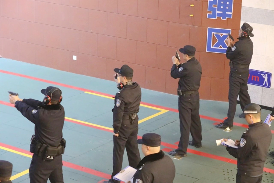 渭南公安举办公务用枪实操比武决赛。
