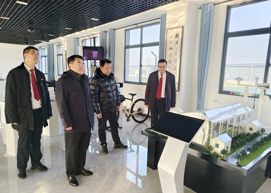 临渭法院赴渭南双盈未来科技有限公司走访调研。 临渭法院赴渭南双盈未来科技有限公司走访调研。