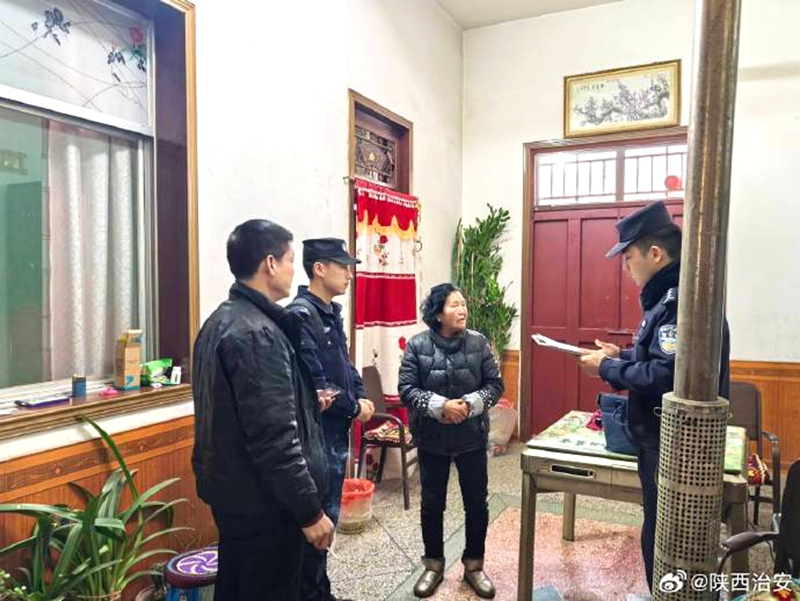 富平公安美原派出所开展矛盾纠纷排查化解工作。