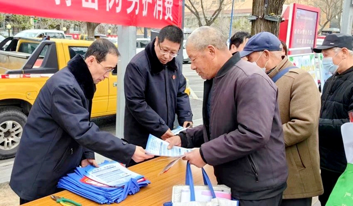 合阳县人民检察院开展法律宣传活动。