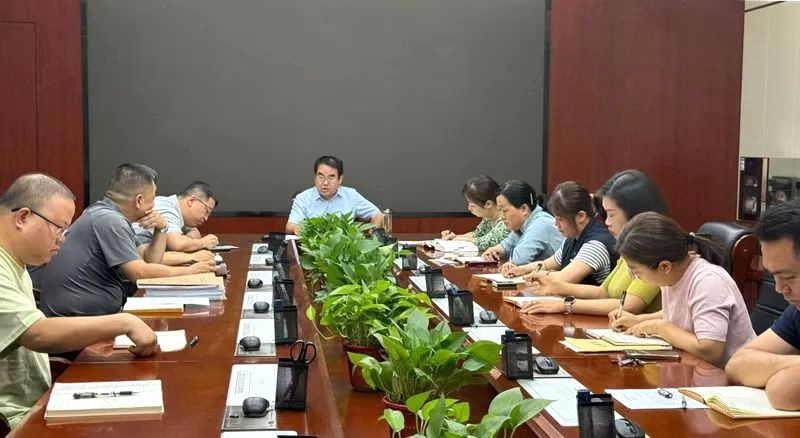 临渭法院召开涉拒执罪案件推进会。