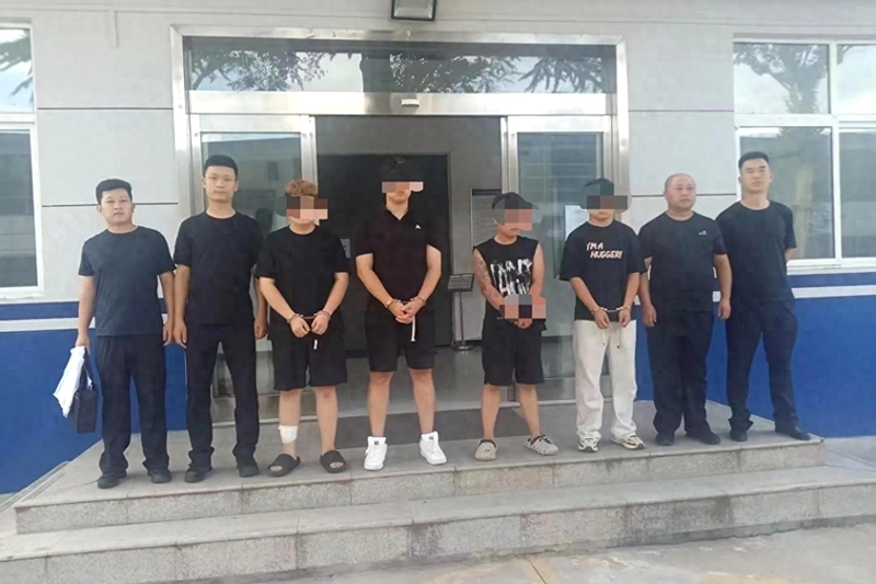 华阴公安抓获盗窃摩托车团伙。