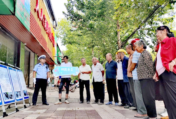 蒲城交警开展电动车专项整治主题宣传行动.