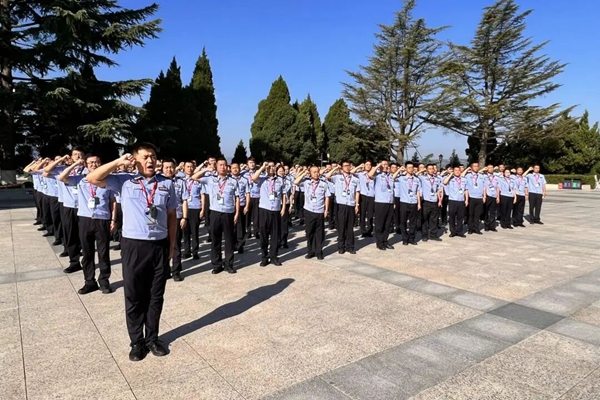 全市公安机关2025年度警衔衔级内晋升政治培训在渭南市警察实战训练基地火热开展。