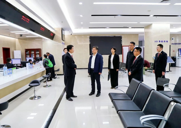 渭南中院党组书记、代院长赵进轩深入大荔县法院调研指导工作。 渭南中院党组书记、代院长赵进轩深入大荔县法院调研指导工作。