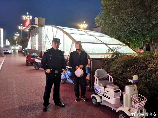 韩城公安帮助群众找回丢失电动车.