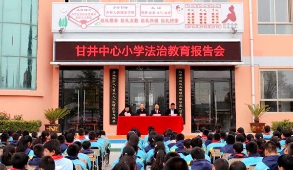 合阳县检察院集中开展“法治进校园”宣讲活动。