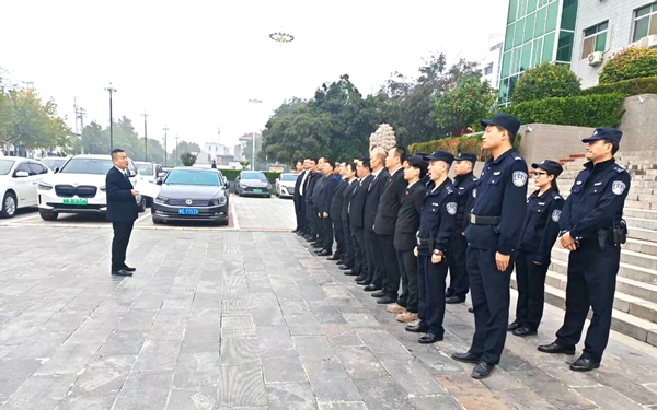 富平县人民法院开展“陕亮执行·2025”涉金融专项执行行动。 富平县人民法院开展“陕亮执行·2025”涉金融专项执行行动。