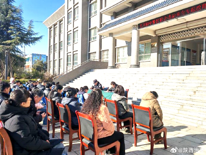 韩城公安芝川派出所深入辖区学校开展法治讲座。