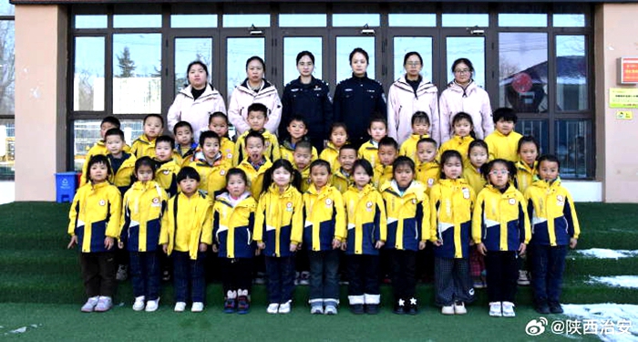 合阳民警走进幼儿园开展寒假安全宣讲。