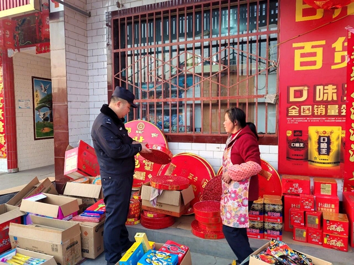 合阳公安联合应急、城管、市监、生态环保等部门，在全县组织开展3波次深层次清查检查。