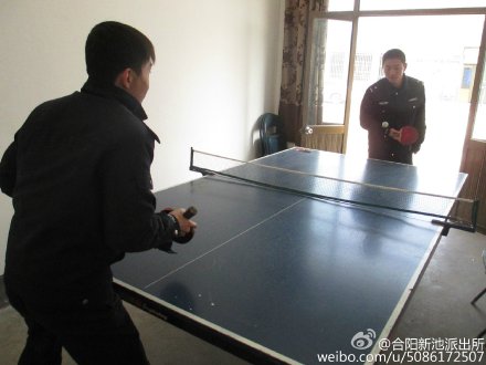 合阳公安 新池派出所积极组织民警开展篮球、羽毛球、乒乓球等警体活动。