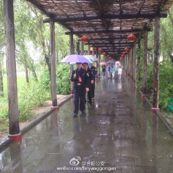 合阳公安洽川分局组织民警在景区内巡逻