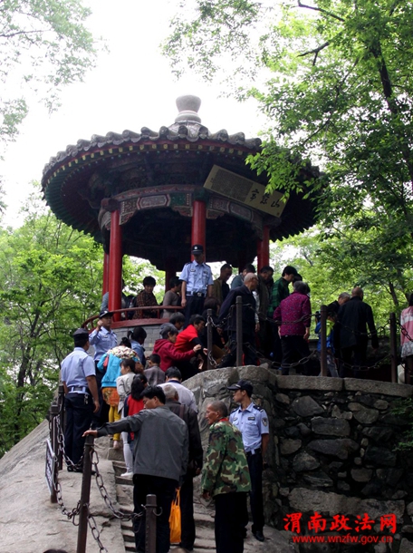 旅游秩序井然不紊。