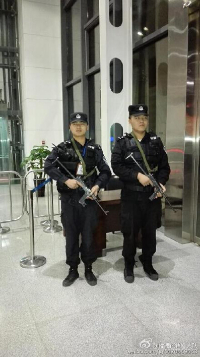 G}DP}G{RZZ$_@H_NX[OO%`W